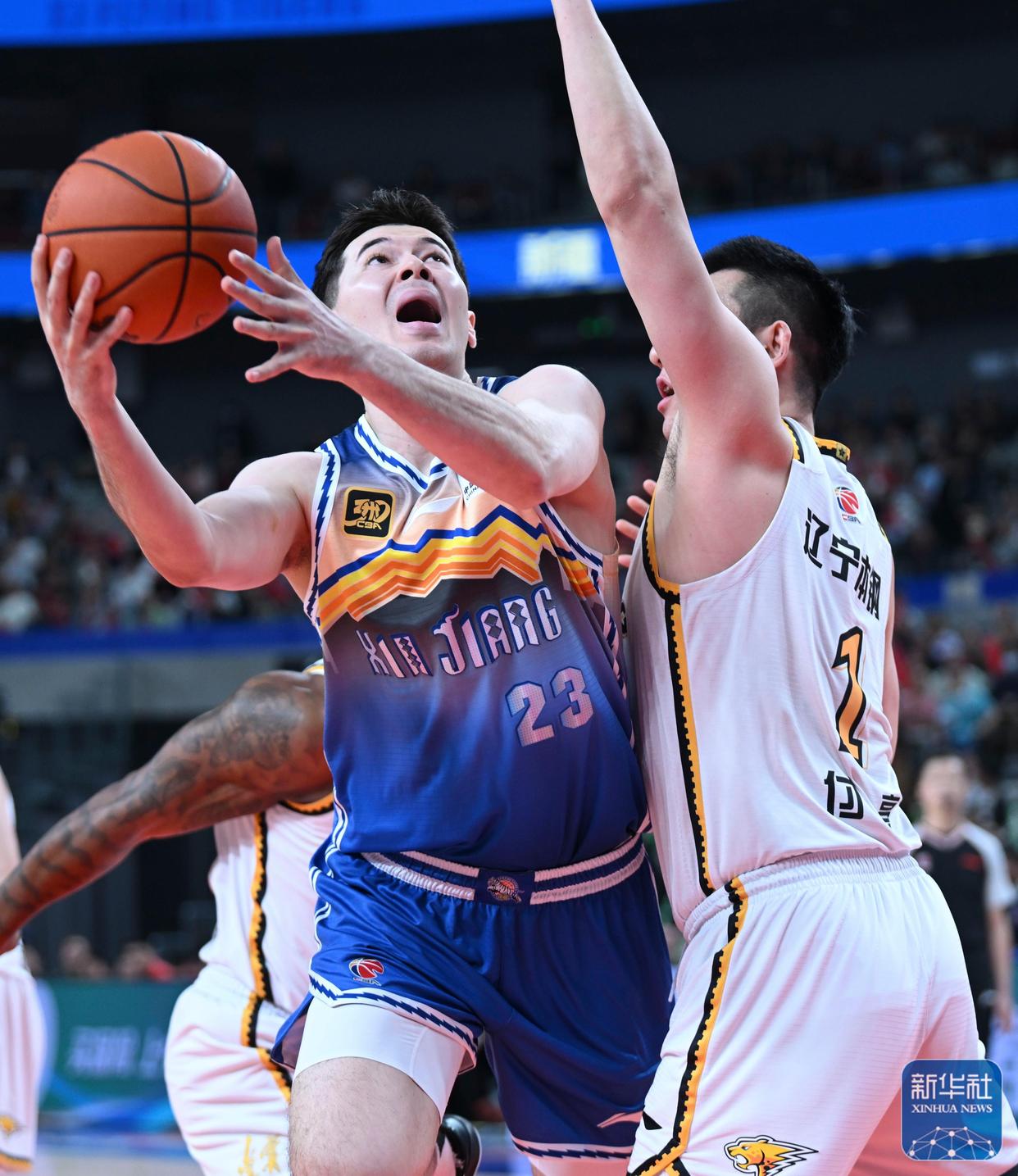 包含赛前辽宁本钢调整名单以备欧冠，伤情更新环节打磨，媒体盛赞，临场指挥获称赞的词条-开云娱乐